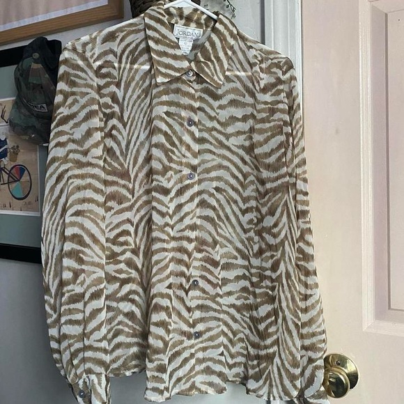 Jordan Beige and White Zebra Print Shirt - Picture 2 of 8